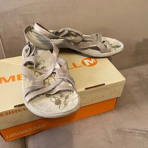 Merrell sandals, size 9 beige